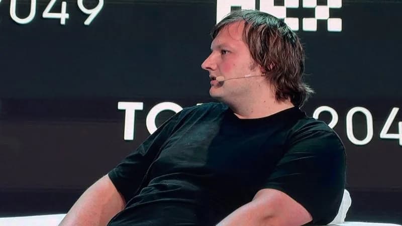 Aave Labs, Yönetim Tartışmalarını Hafifletmek İçin Gelir Paylaşımına Gidiyor